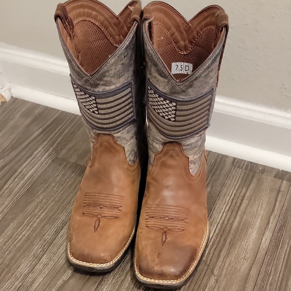 Ariat Brown and Gray Cowboy Boots